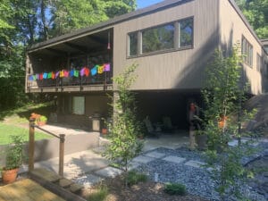 MENDOTA HEIGHTS MID CENTRY WOODLAND EDGE After Courtyard View 1